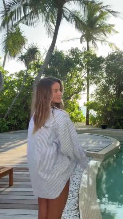 Shirt | TikTok 11/11/25