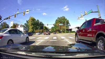 Slo-mo red light runner [oc]