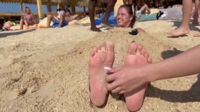 Leya beach day feet tickle