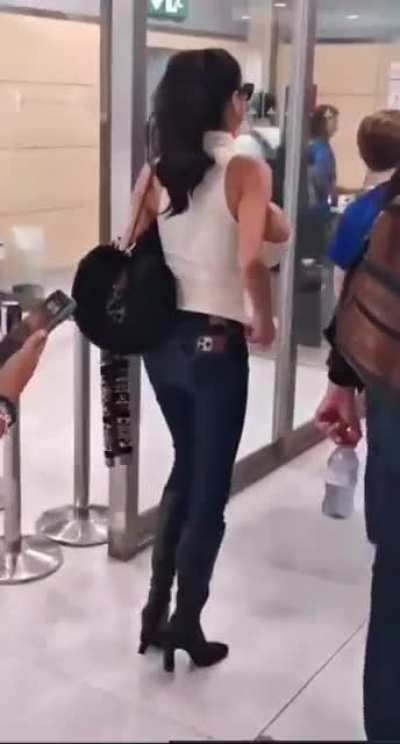 Bombs at the airport