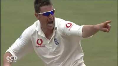 Brilliant flighted delivery from Ashley Giles