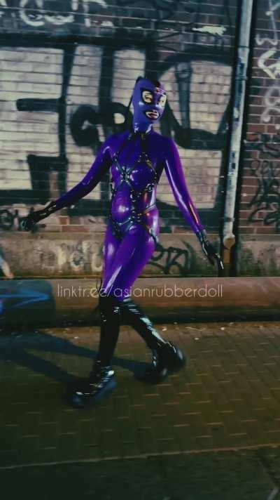 Latex walk in Berlin 2