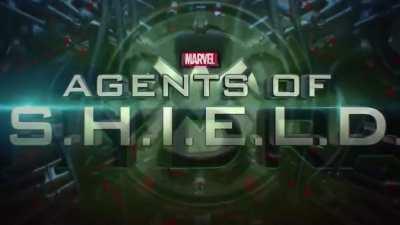 The Intro from episode 100 has to be one of my favorite intro logos :)