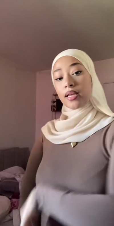 Wanna push my d in her p