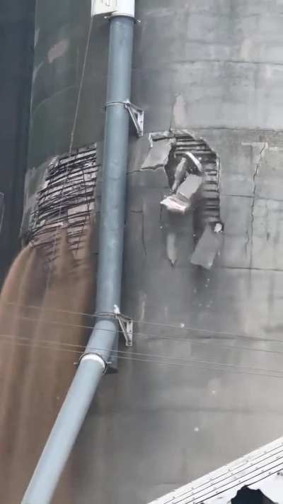 Silo failure yesterday in Illinois