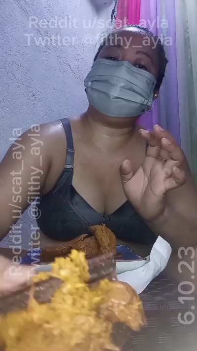 Who wants my biscuits? [F]