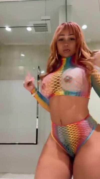 ToooTooooToooSexyyy👌