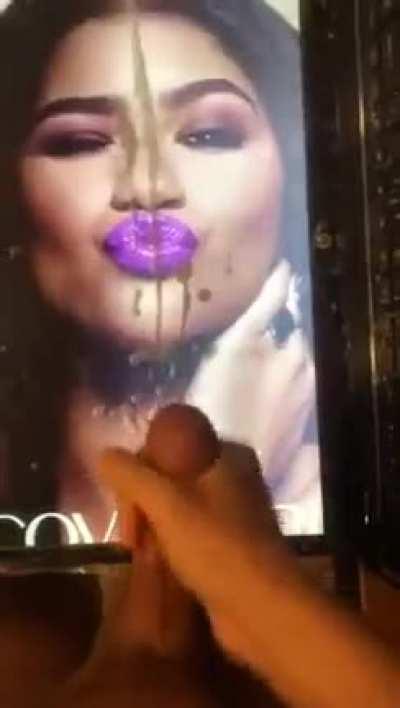 Zendaya Cum Tribute 🥰