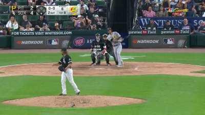 [Highlight] Luis Robert makes a nice diving catch in center