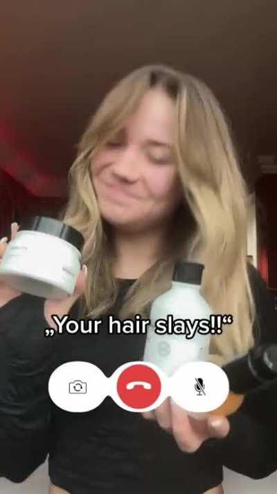 TikTok vom 25.02.23… also ich mag das erste Kleid am liebsten…