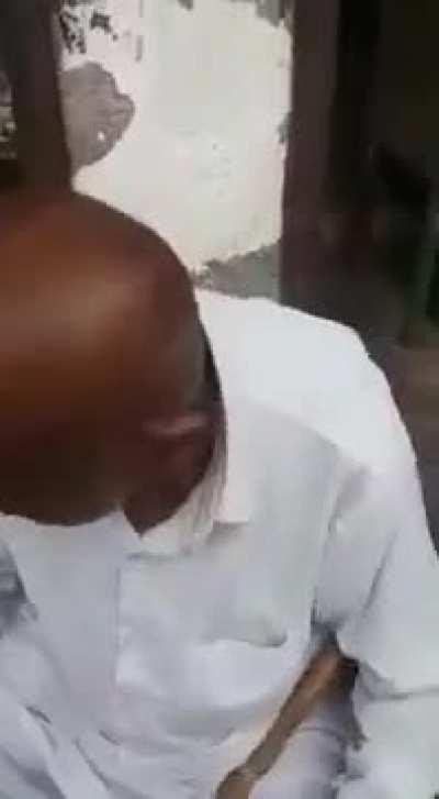 Op gadi chala raha hai 