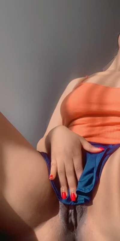 How do my dark lips look in this skirt?