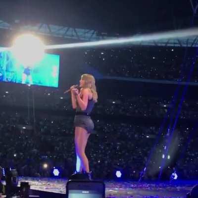 I want her to drop her ass low on my cock. I want her to dance on it and make me moan. I want her to control the situation and dominate me. Have me at her mercy and make me bite my lips and grab onto the sheets as she rides me and owns me