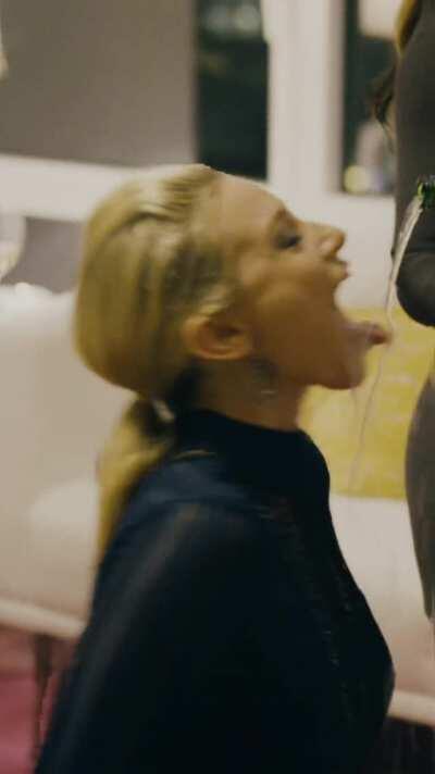 Lili Reinhart knows what she’s doing