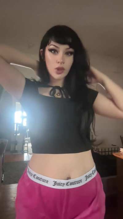 Mia Rae / Thiccmom { Tiktok Video 09/10/23 }