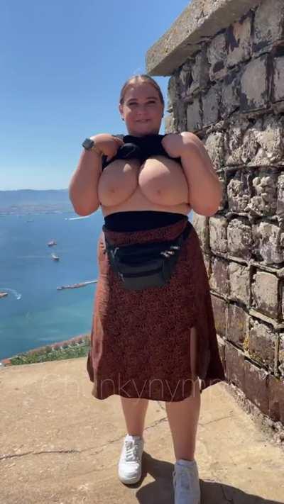 Flashing on the rock of Gibraltar [gif]