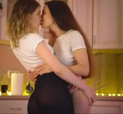 The Way She Slapped Her Booty