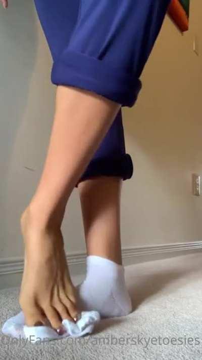 $DM me to get folders. Join telegram now in comments (join it now!)