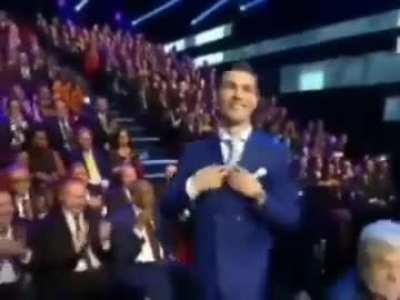 Toma,por si lo necesitabas