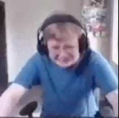 When you spend 7 hours in your ps only for AUT to update their game