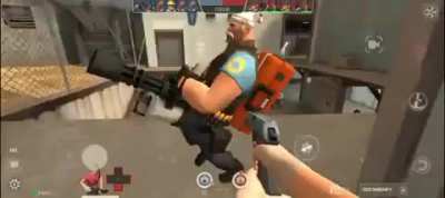Strike Combat 2 FPS Mobile'deki 2Fort Vs Team Fortress 2 2008 Android'deki 2Fort