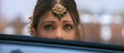 I knew Xaku's ability looked familiar. Bollywood did it better.