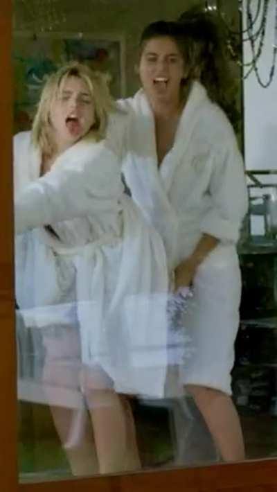 Ana de Armas & Lorenza Izzo