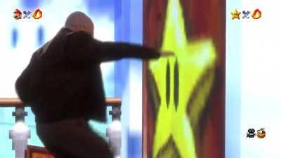 Waltuh playing Mario