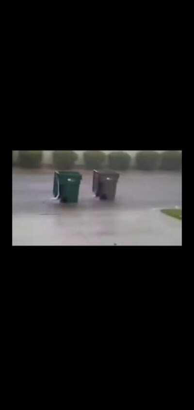 FOOTAGE: JAKE PAUL CAUGHT LEAVING HIS MANSION