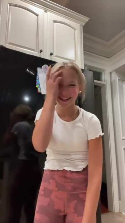 Before vs after dance 😬 @lillybketchman @lillyandstaceyk #linger