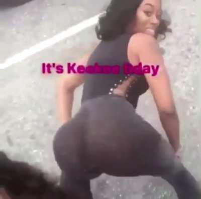 Happy birthday Keekee 🥴😂