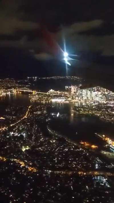 Sydney as we landed yesterday! Absolutely mesmerising 🤩