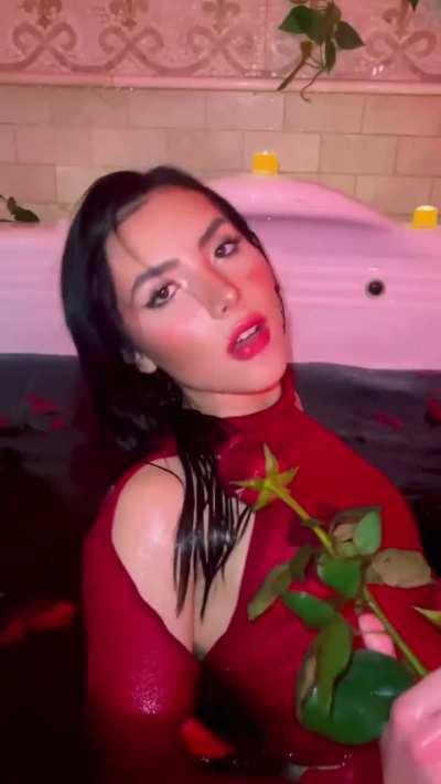 Andrea Instagram reel