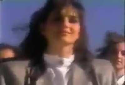 Feliz navidad a todes les usuaries de esta comunidad!