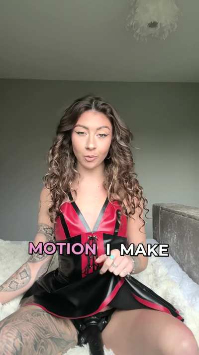 Hey you, come closer and feel my heat 😏