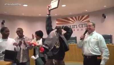 It’s Travis Scott Day Yalll 🌵🔑