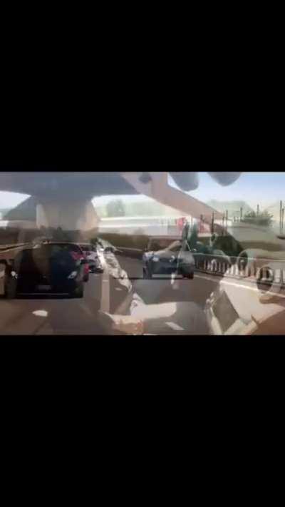 Bombardierii spre mare