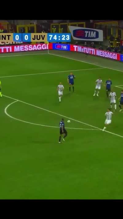 Saudade de quando o Brasil ainda tinha laterais de qualidade