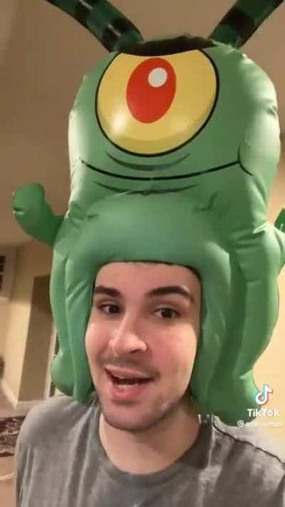 plankton finds a new type of treasure