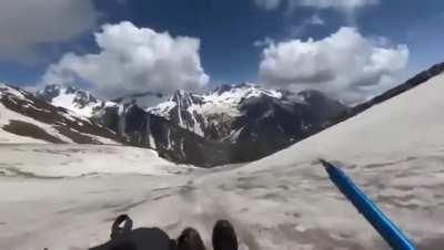 Sliding down the thamsar glacier 