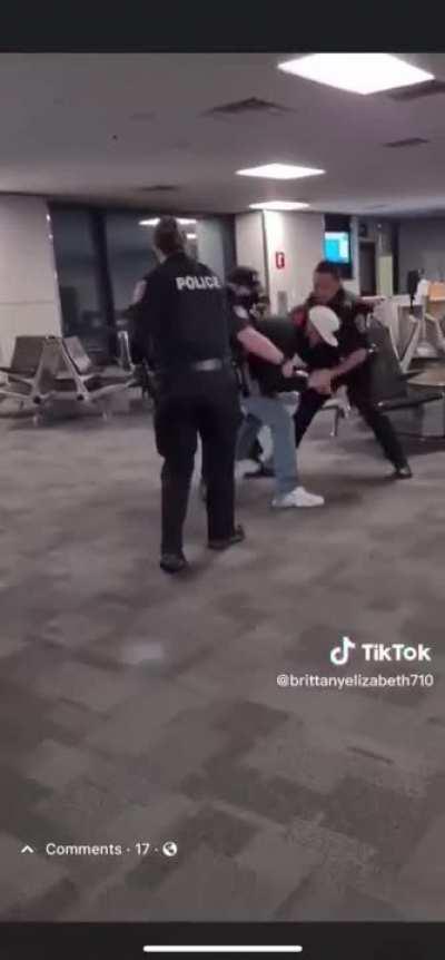 Man who had "3 margaritas" arrested in airport