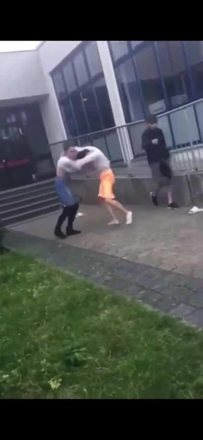 18yr old girl delivers monster slap