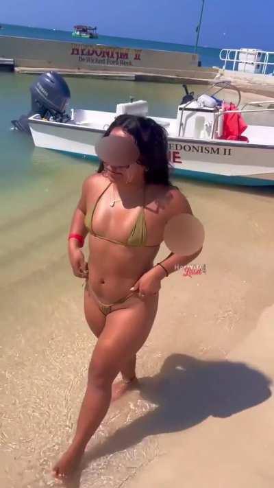 My first ever cumwalk in public was so fun 