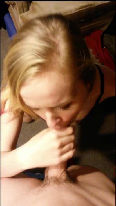 Amazing Blonde - Images in Comments