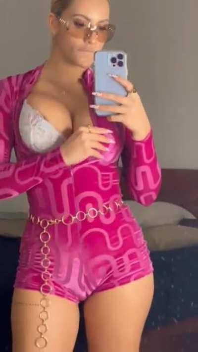 Kenia Gonzalez (@keniamusicr)