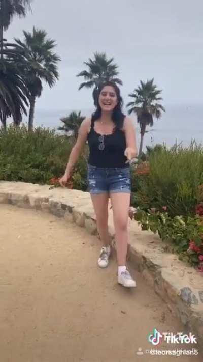HMC whilst I do this trend at the beach.