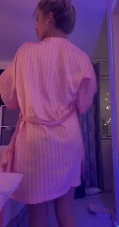 When the beat drops 😉 (SOUND ON 🔊)