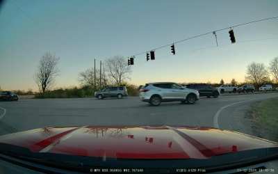 [USA] Treat the traffic lights like stop signs when the power is out 