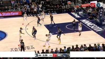 [Highlight] Jonathan Kuminga attempts to poster McDaniels