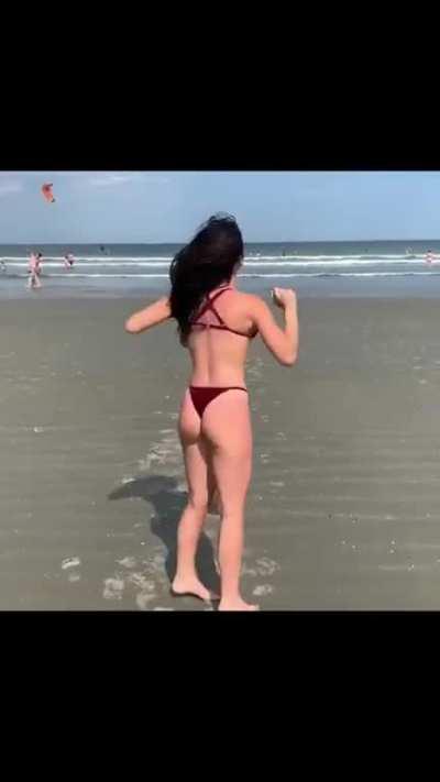Natalie Beach Dance